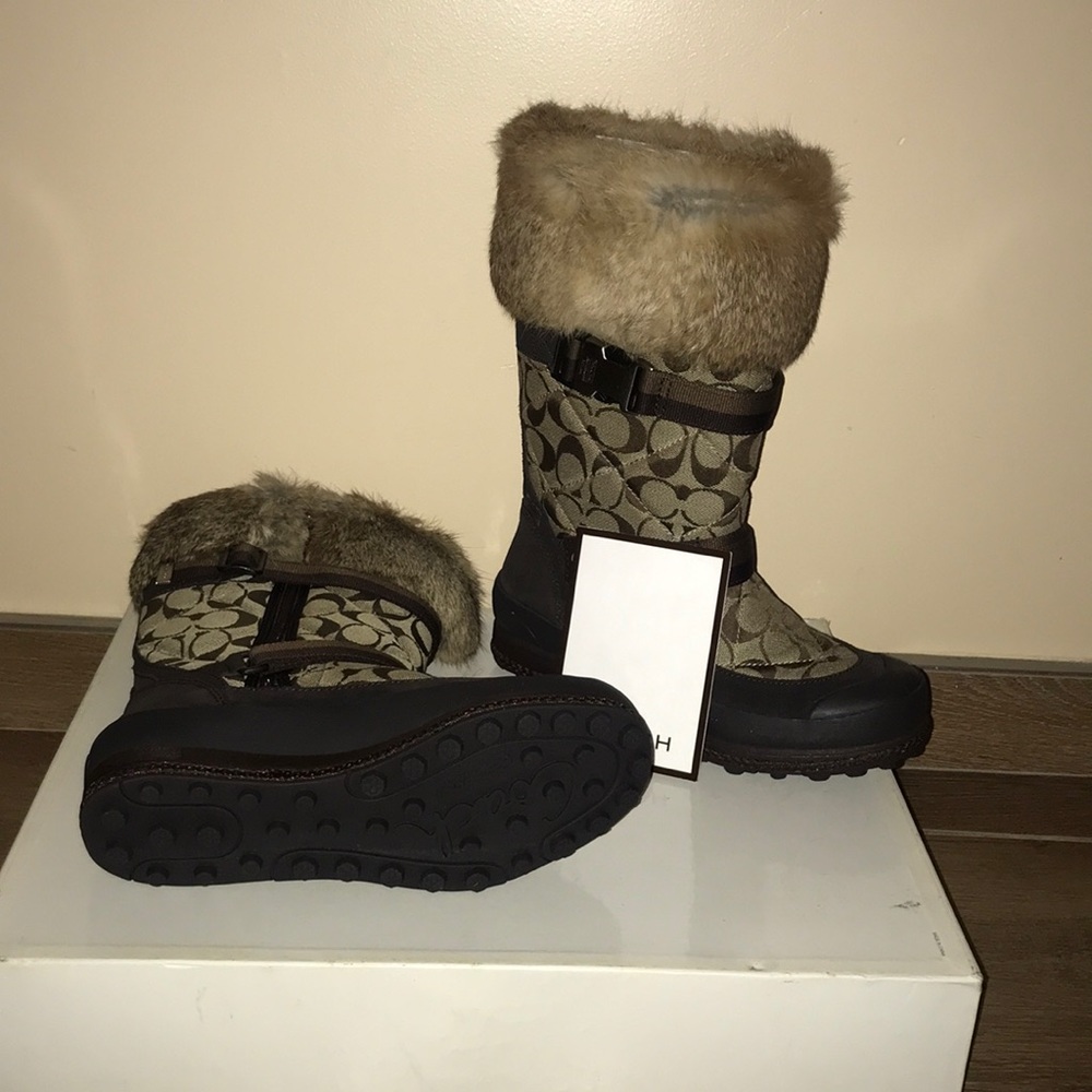 Coach snow boots